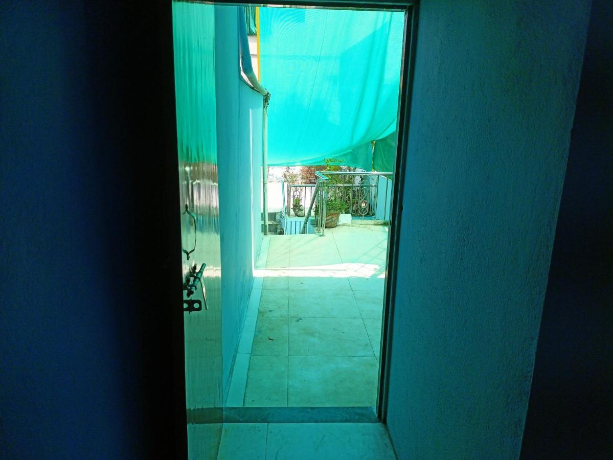 Baba Guest House Ujjain Bagian luar foto