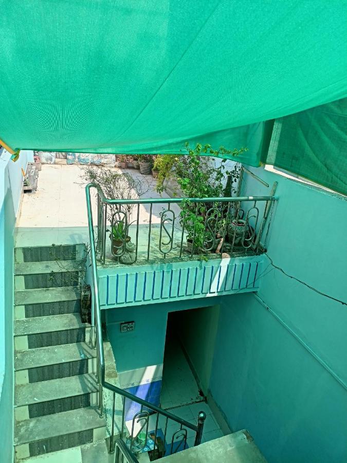 Baba Guest House Ujjain Bagian luar foto