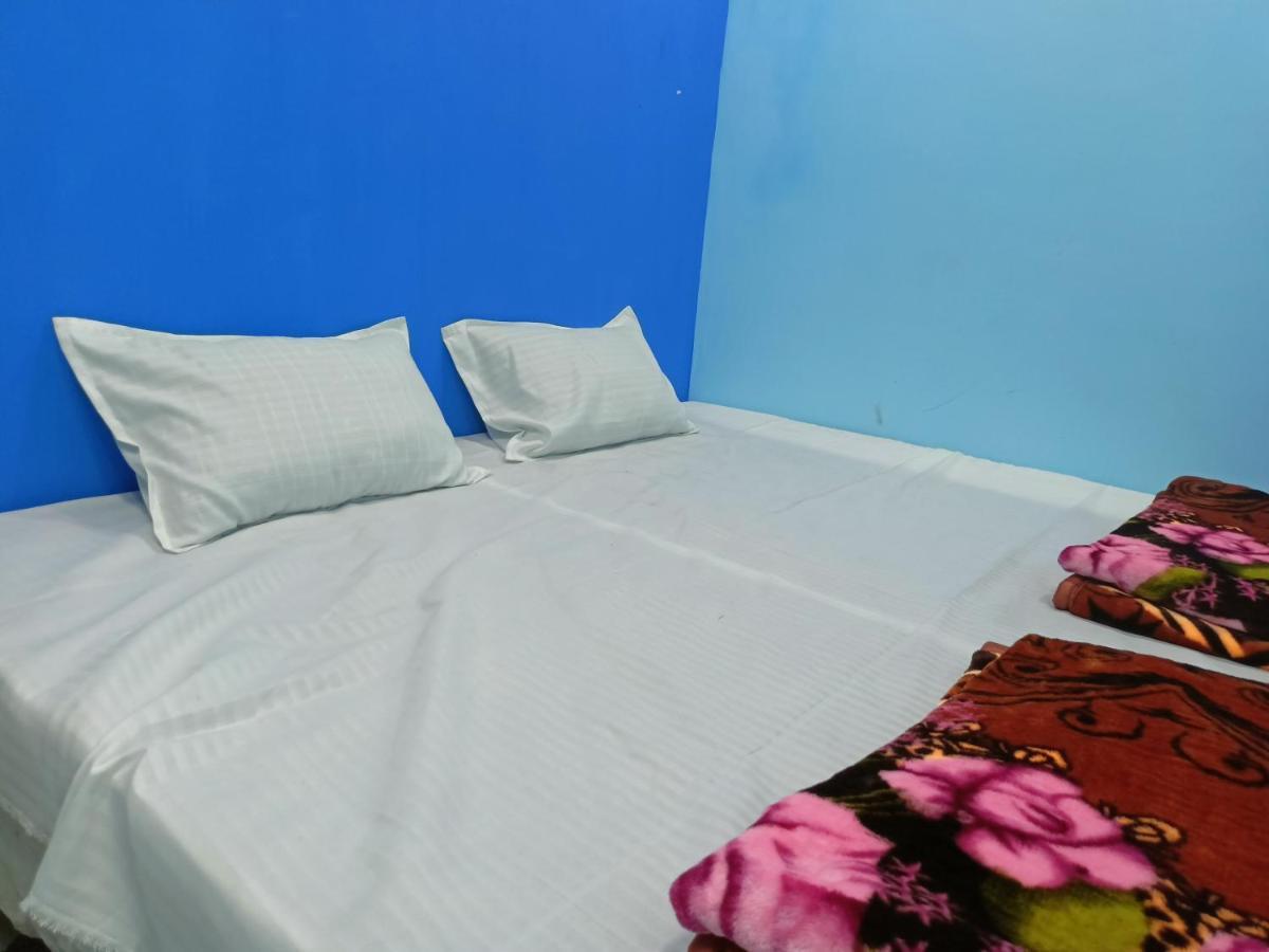 Baba Guest House Ujjain Bagian luar foto